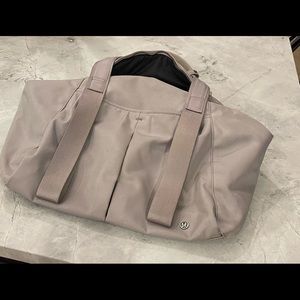 Lululemon Free To Be Bag